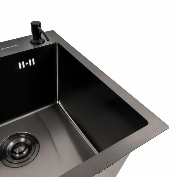 Кухонна мийка 45*45 Valeso Handmade PVD чорна (сифон крулий 3,0/0,8)