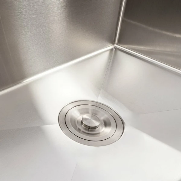 Кухонна мийка нержавійка 65*45 Valeso Handmade (сифон круглий, 3,0/0,8)