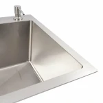 Кухонна мийка нержавійка 65*45 Valeso Handmade (сифон круглий, 3,0/0,8)